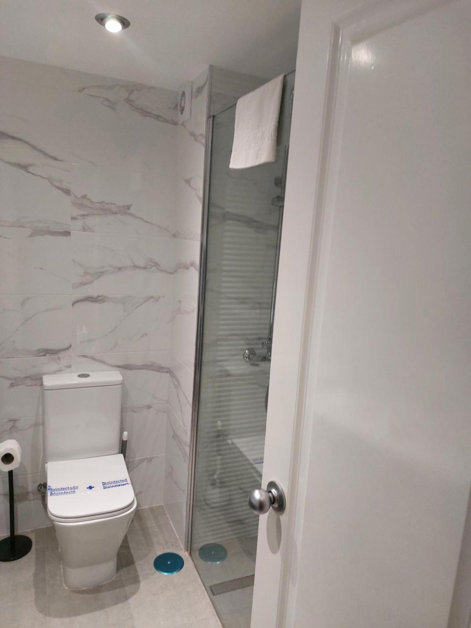 Benal Beach Apartments Малага Екстериор снимка