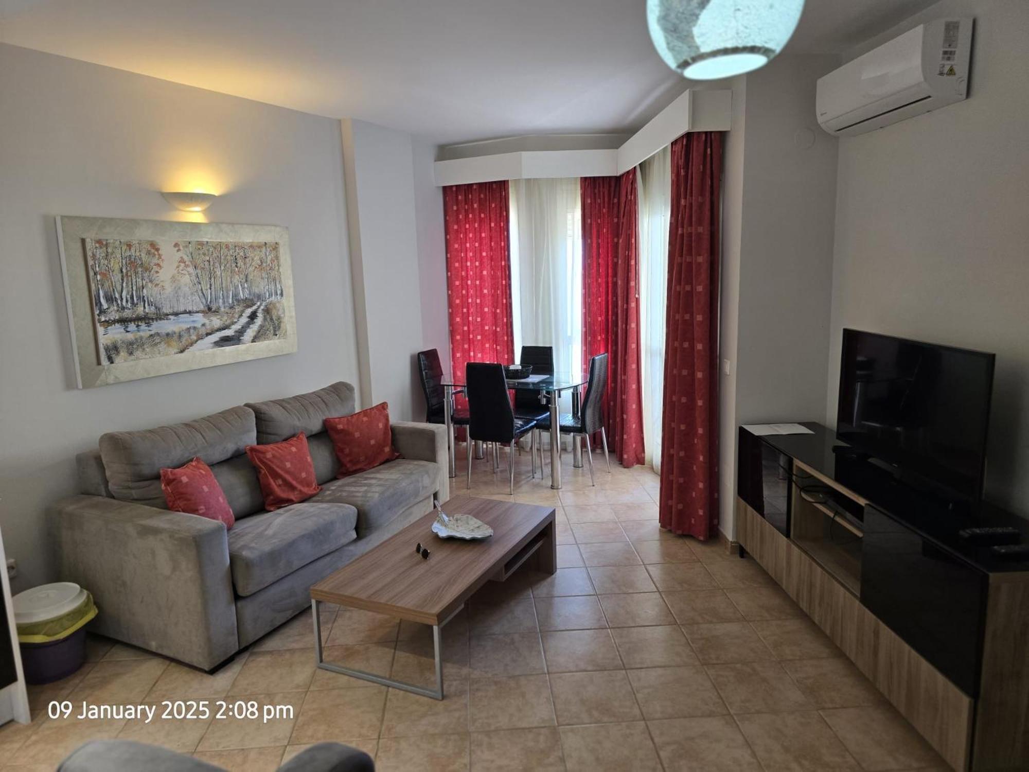 Benal Beach Apartments Малага Екстериор снимка